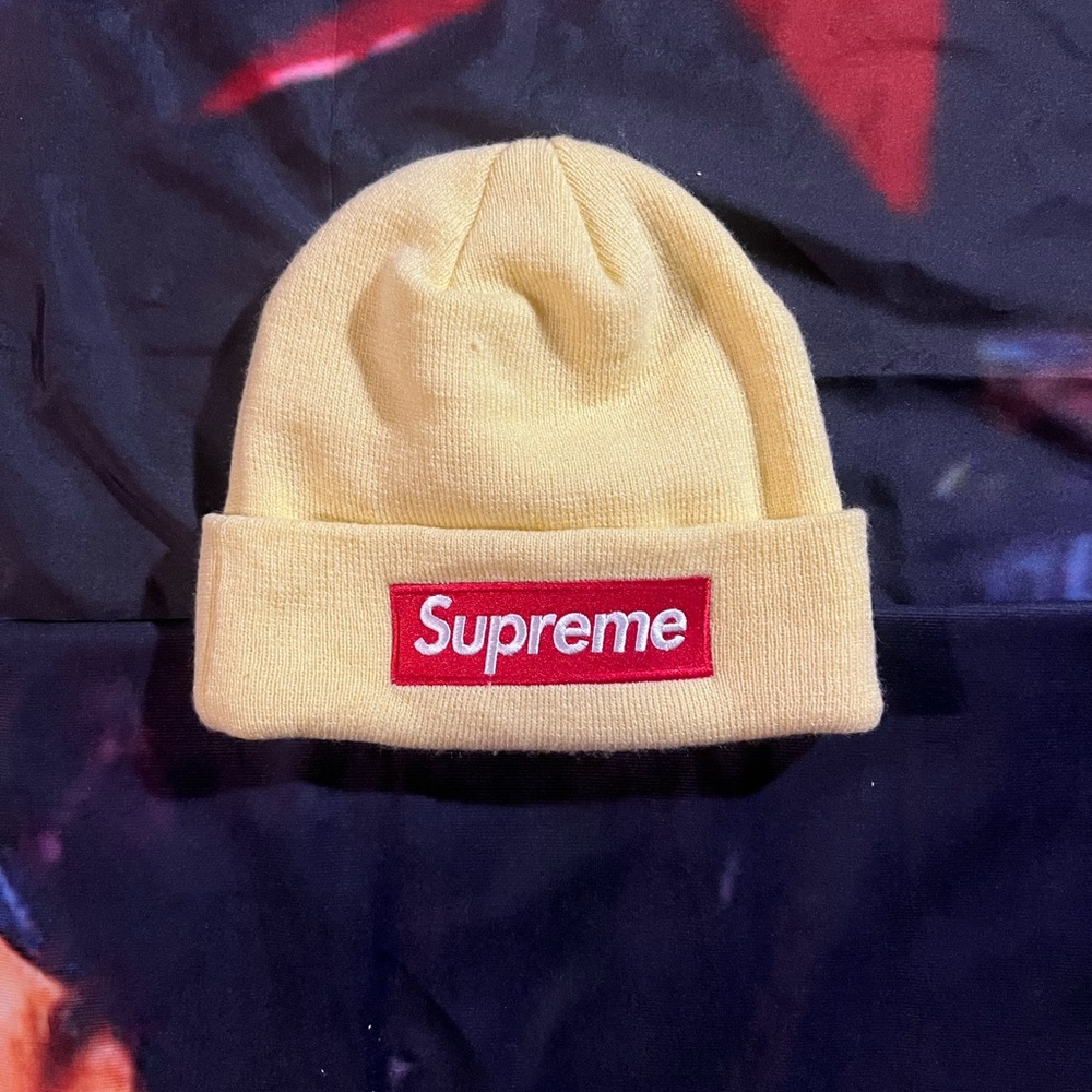 Supreme box logo beanie